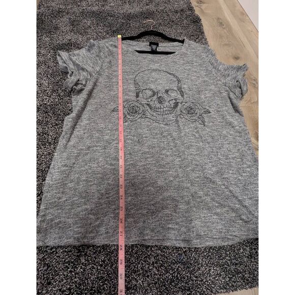 Sz 2 Torrid Skull Tee - Picture 6 of 6